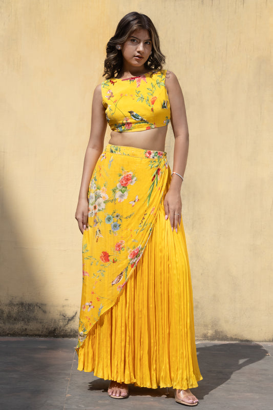 Flared draped yellow skirt set